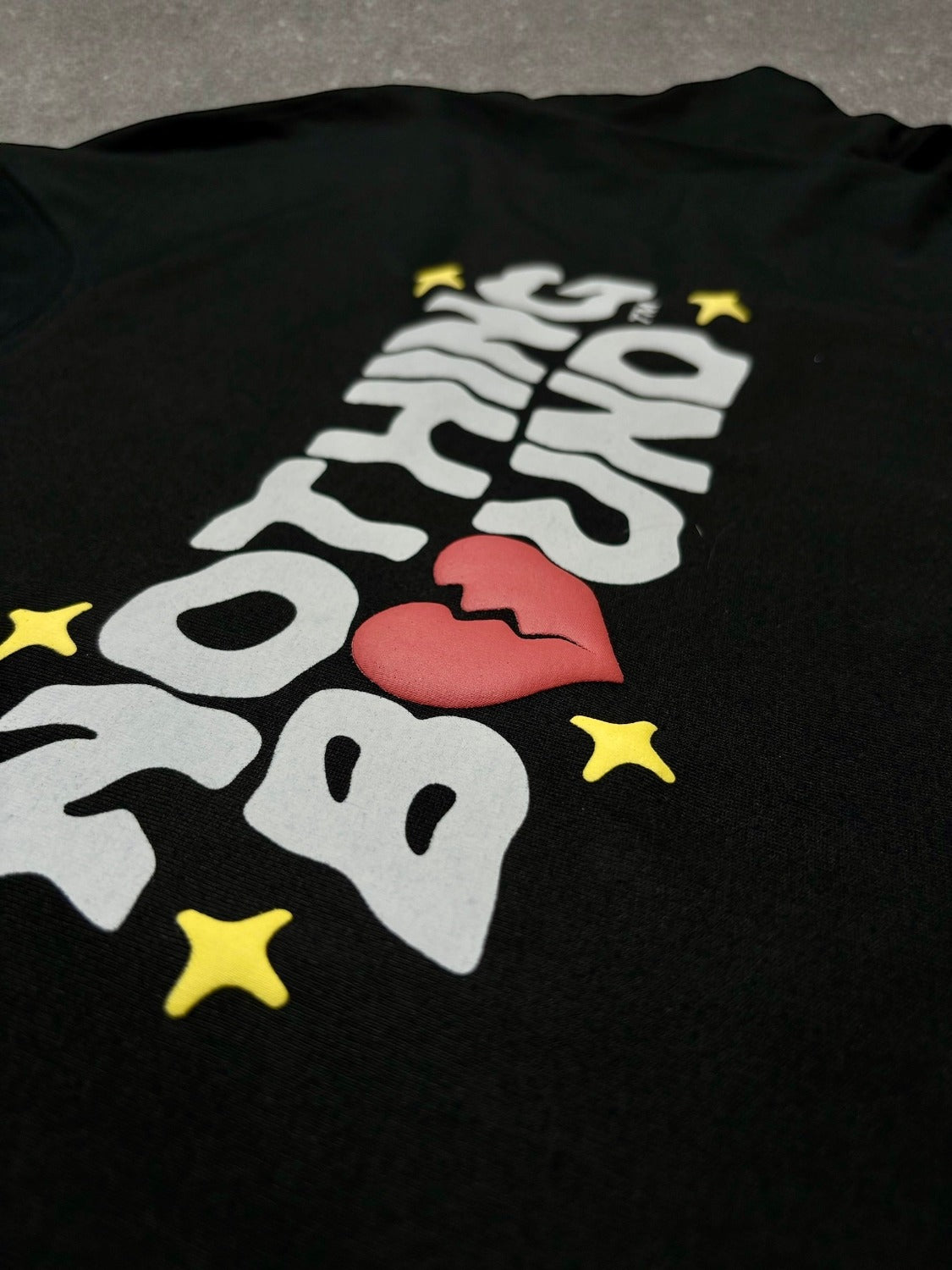 UNBROKEN HEART TEE