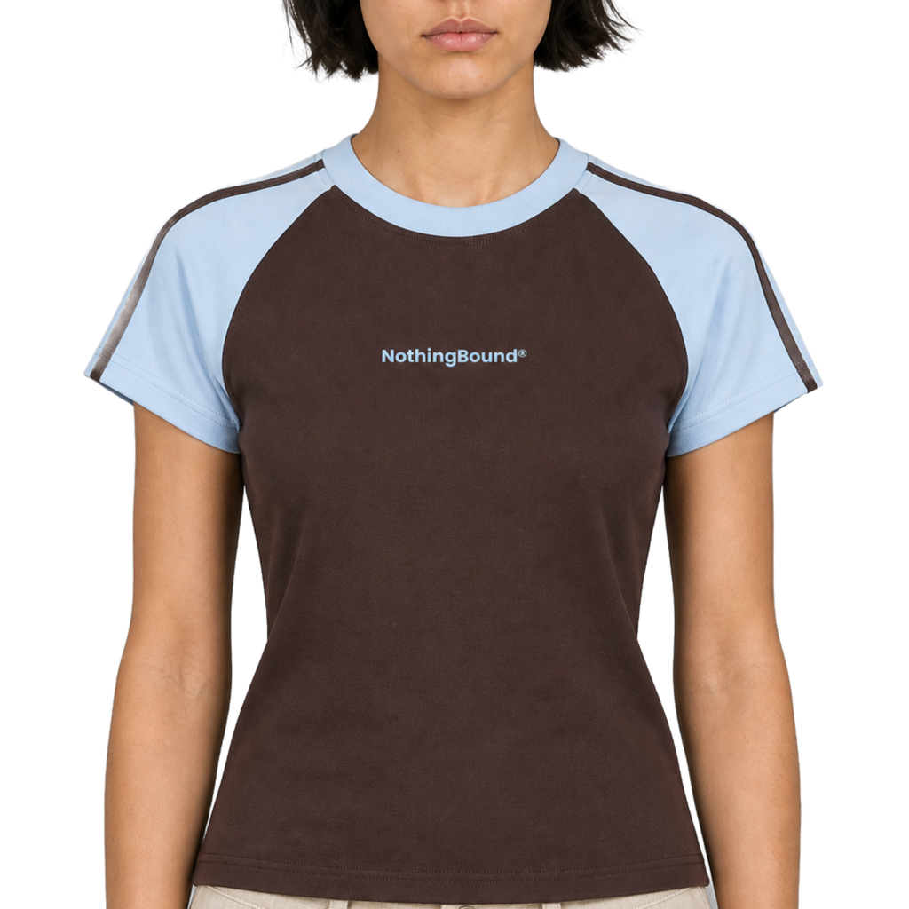 Contrast Raglan Tee — vista frontal de fit