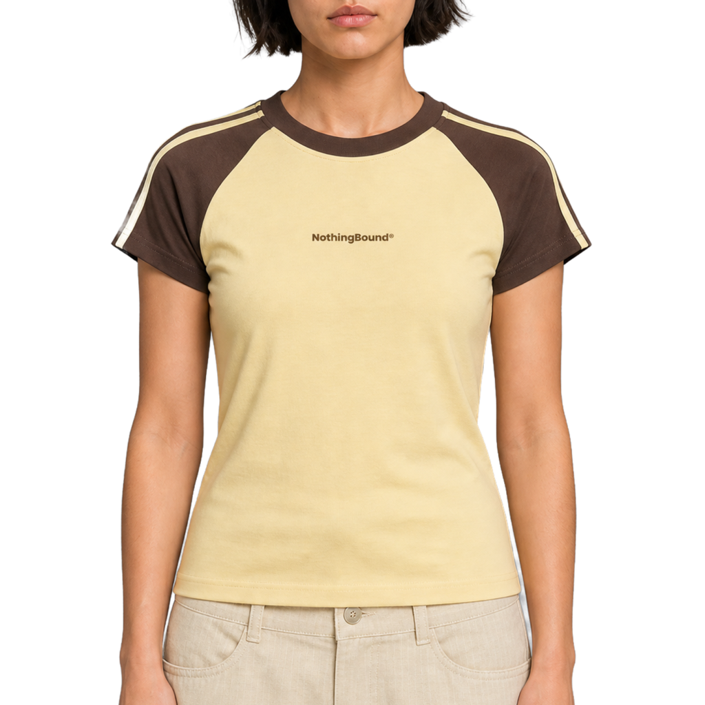 Contrast Raglan Tee — vista frontal de fit