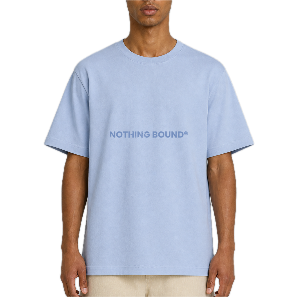 Wordmark Basic Tee — vista frontal de fit