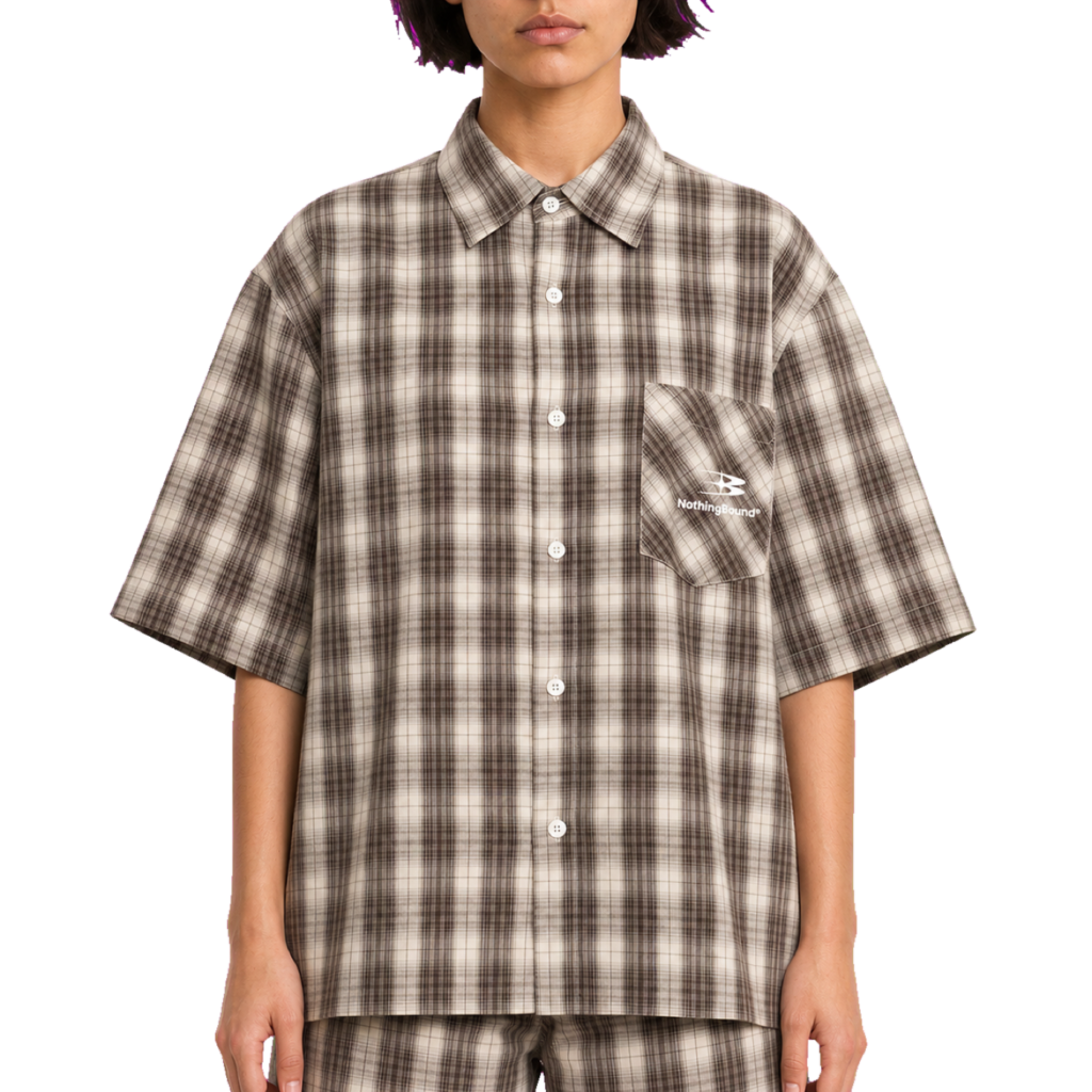 Boxy Plaid Shirt — vista frontal de fit