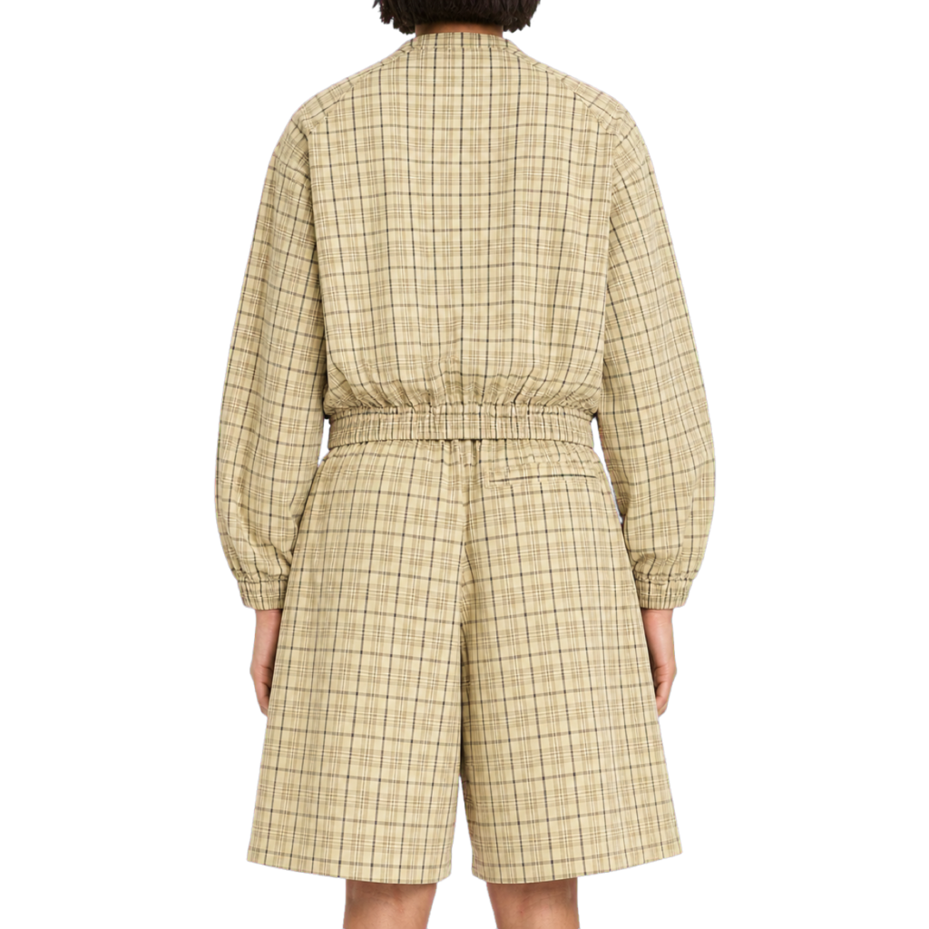 Plaid Wide-Leg Shorts — vista trasera de fit
